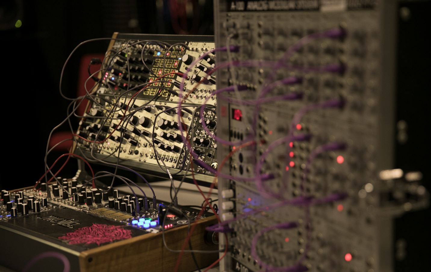 MODULAR SYNTHESIS CULTURES, HISTORIES, AND FUTURES IN